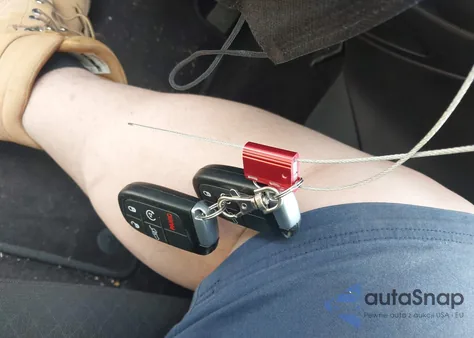 2019 Jeep Grand Cherokee Upland 4X4 from USA, damaged, VIN 1C4RJFAG8KC620471